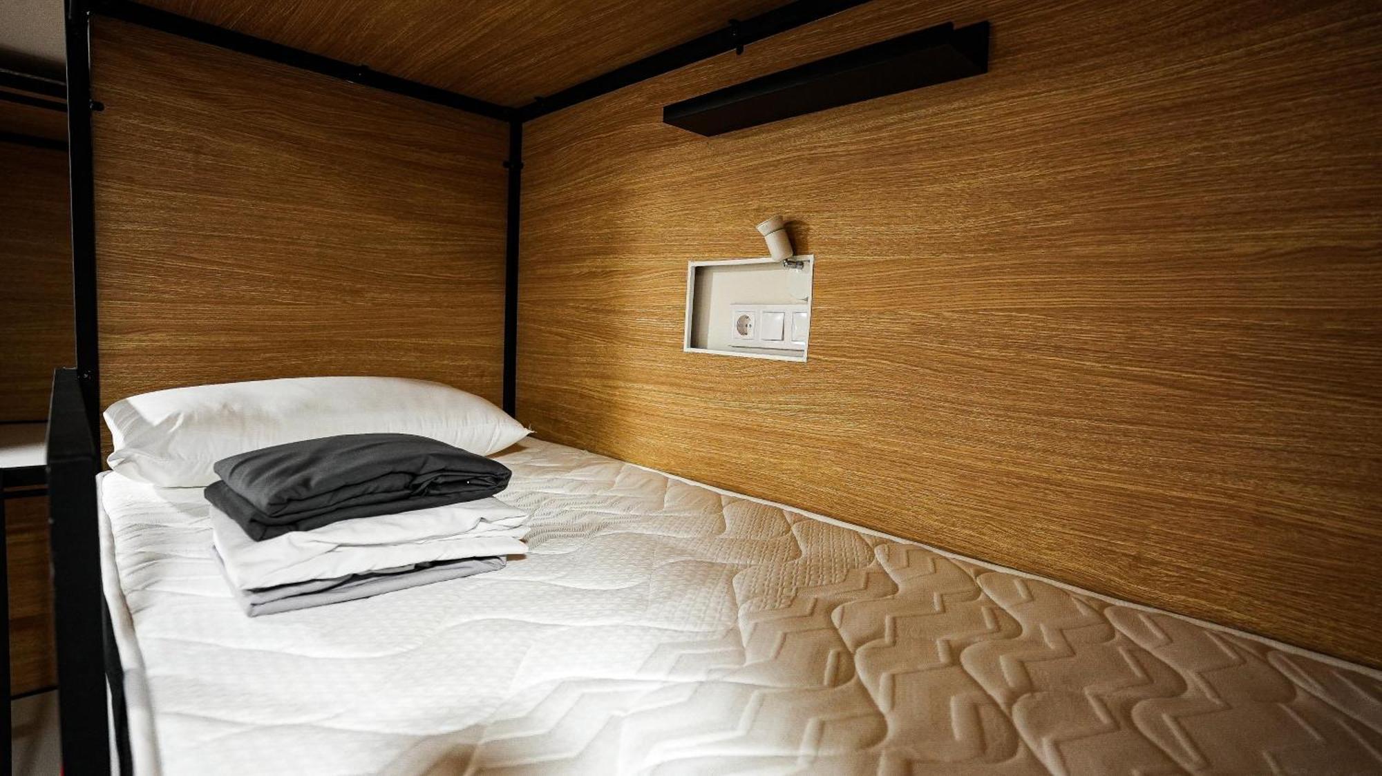 Bunk Bed Mixed Dormitory Room