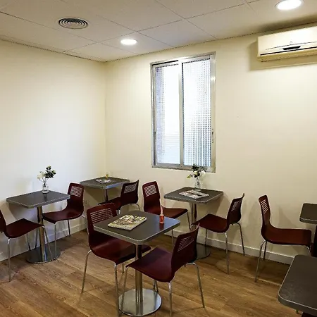 Fit Hostel Madrid-3
